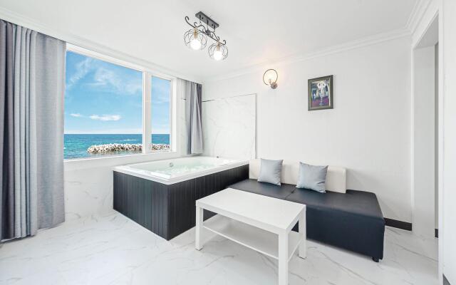 M9 Spa and Ocean View Pension