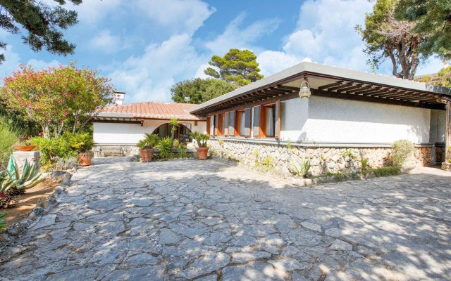 Swanky Villa in Ansedonia near Feniglia Beach