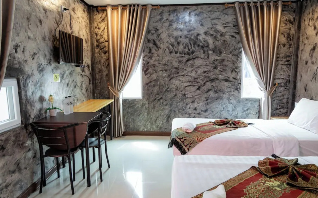 Buengngarm Resort