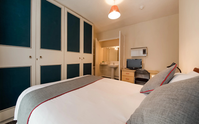 OYO Honeycroft Lodge