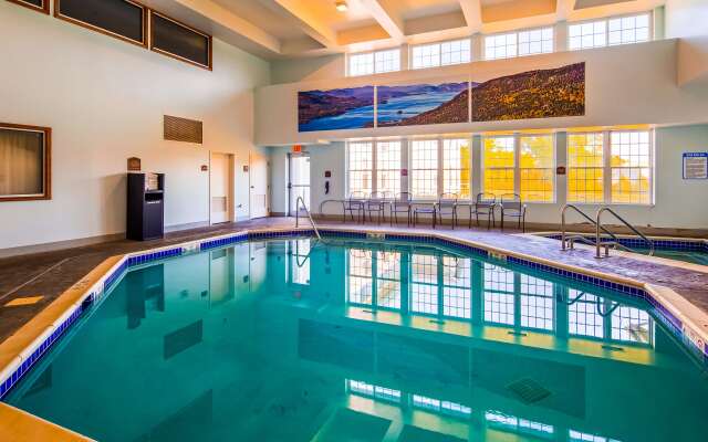 Best Western Plus Ticonderoga Inn & Suites