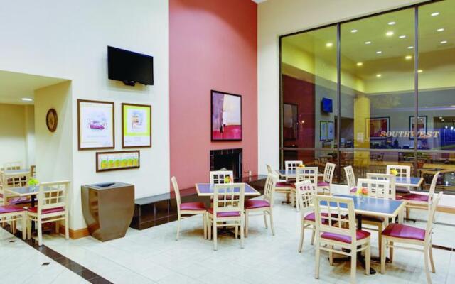 La Quinta Inn & Suites Armonk