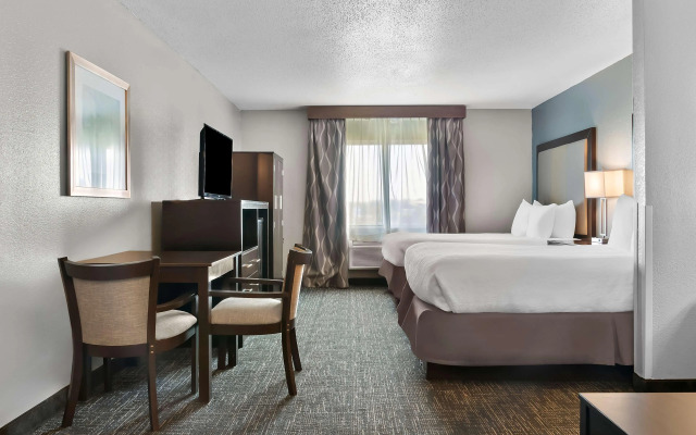 Best Western Plus Flint Airport Inn & Suites