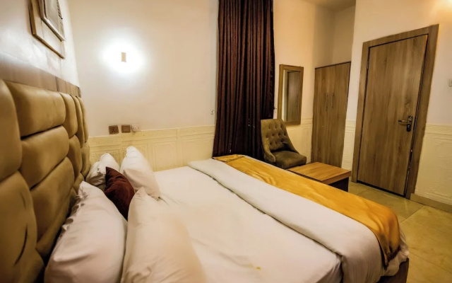 RJ Hotels And Restuarant