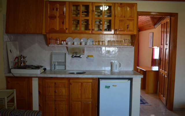 Erasmus Apart Hotel