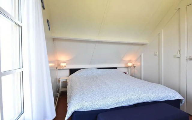 Alluring Holiday Home in Burgh Haamstede With Terrace