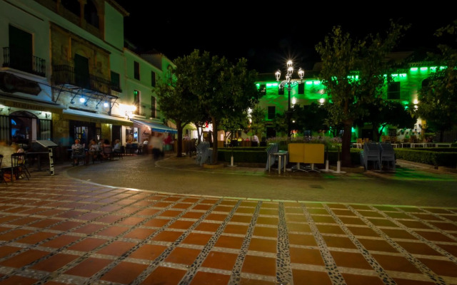 Iris Tropical Garden Banús Suite Apartment