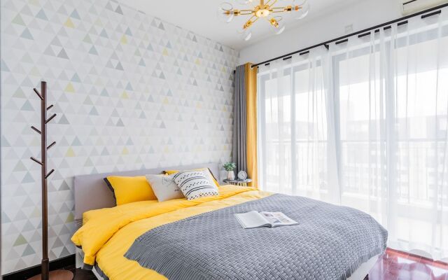 Locals Boutique Apartment Huafa Plaza 20