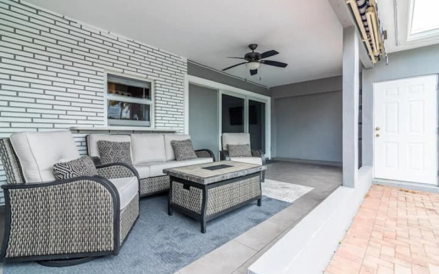 Luxurious 4BD Villa Top Amenities Pool