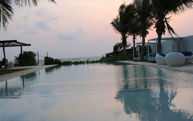 Dolphin Beach Kalpitiya