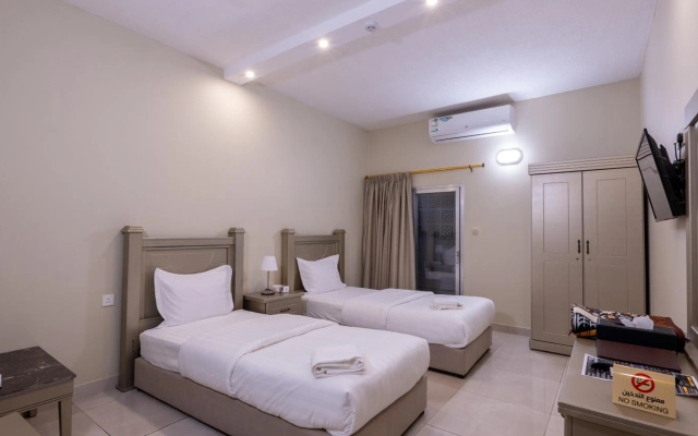 Al Iqbal Hotel