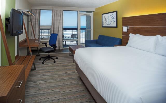 Holiday Inn Express Nags Head Oceanfront by IHG
