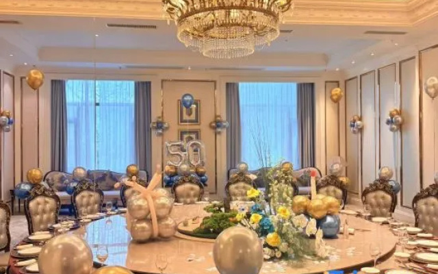 Phoenix Lake International Resort Hotel – People – Quzhou