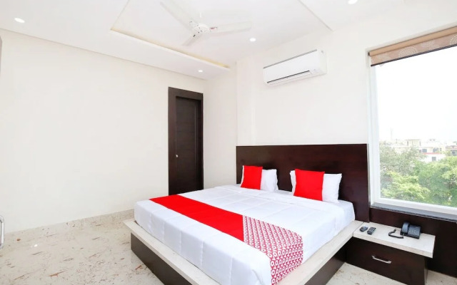 Hotel Grand Taj By OYO Rooms