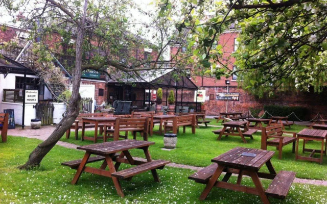 Georgian House Hotel