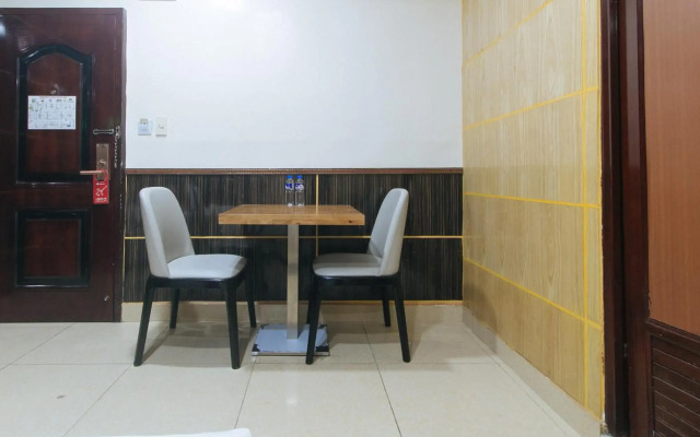 RedDoorz @ Winter Hotel Araneta