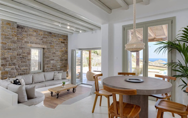 Villa Yasemin on the Rock