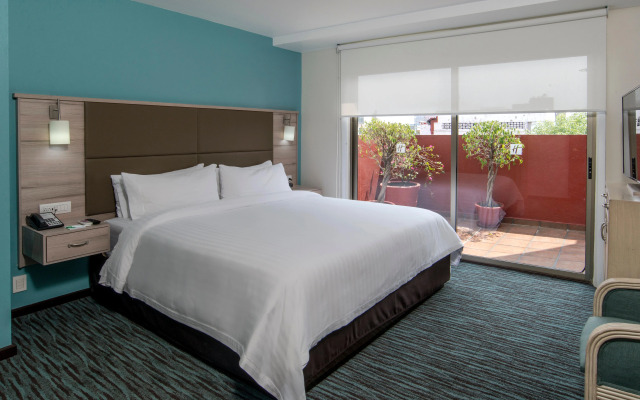 Holiday Inn & Suites Mexico Zona Reforma by IHG