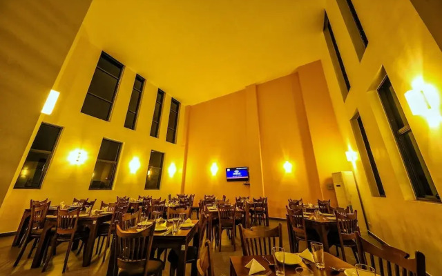 Golden Pier City Hotel