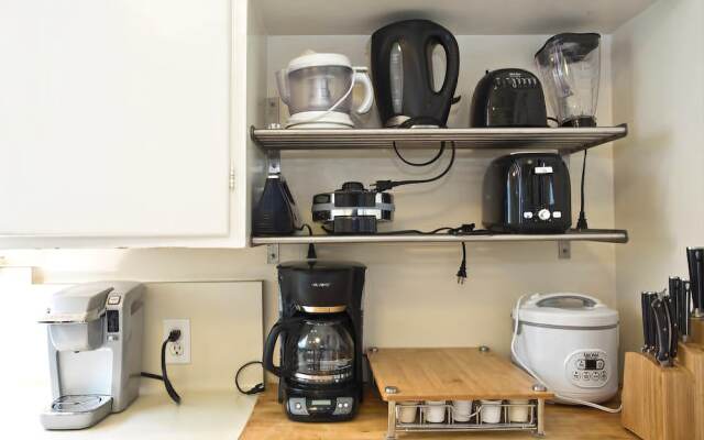 Charming Bay View Montclair - 3 Br Home