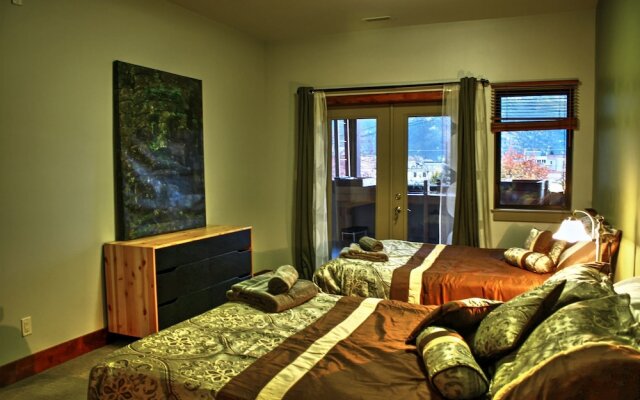 The Downtown Loft - Silver Bear
