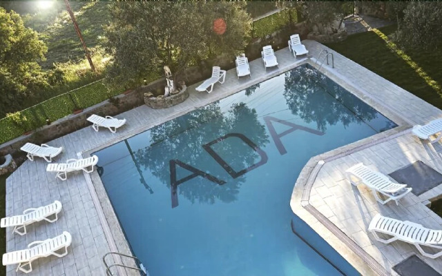 Ada Motel