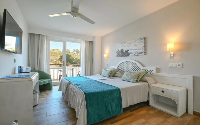 Hotel Pinos Playa