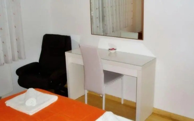 Apartments Lavizatic 266