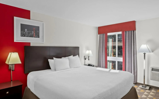 Ramada by Wyndham SeaTac Airport