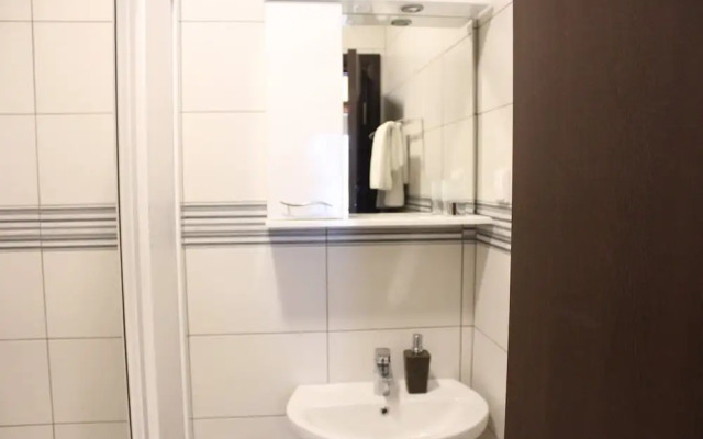 Balabusic One Bedroom Apartment No.2