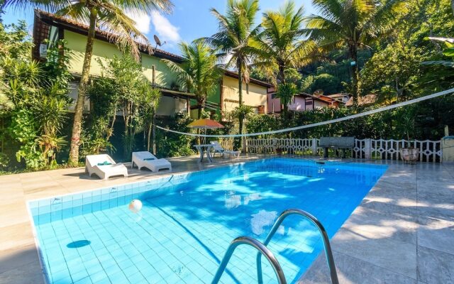Excelente casa Maresias à 100m da praia