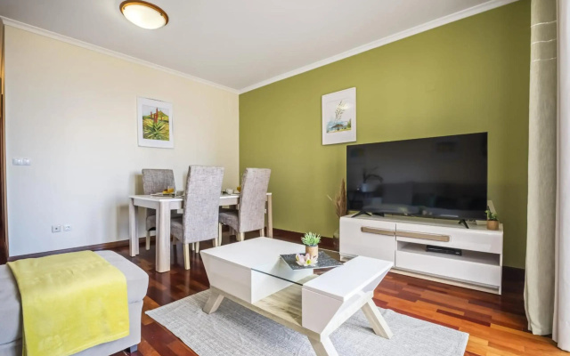 Sea View Apartment