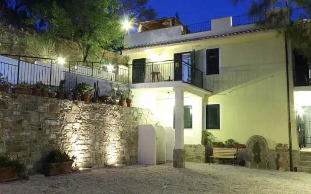 La Gatta Del Cilento