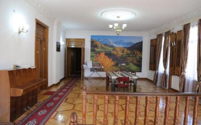 Hostel/Hotel Tavisufleba