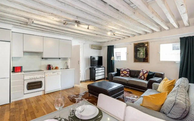 BNBHolder Charming Duplex Attic SOL