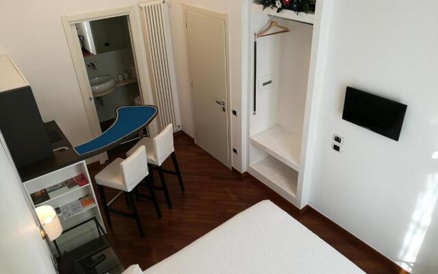 Luca Giordano 142 B&B