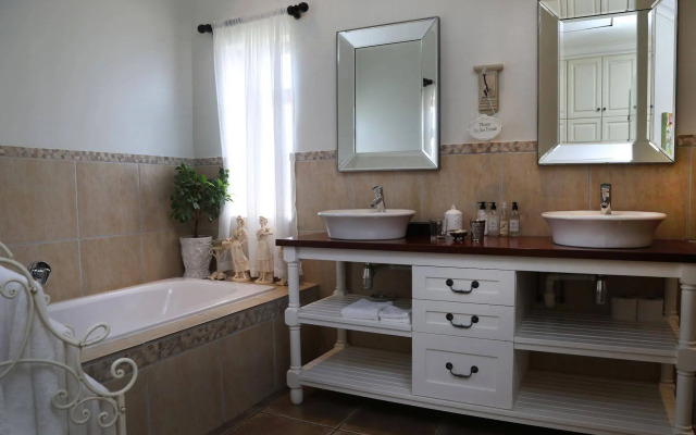 Harbour Vue Guest House