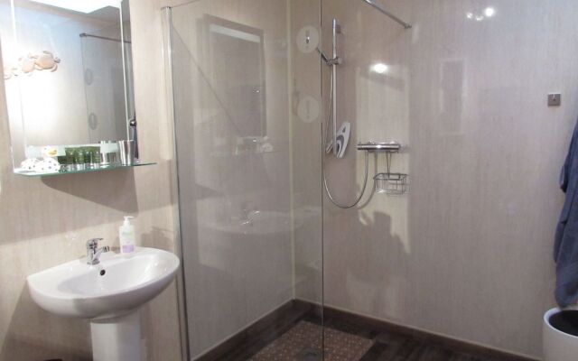 Owl Barn, Sisland - Spacious Apartment