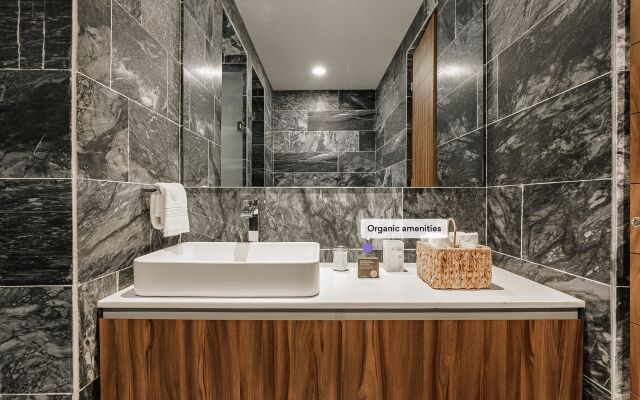 Casai Discover La Roma From a Contemporary Gem