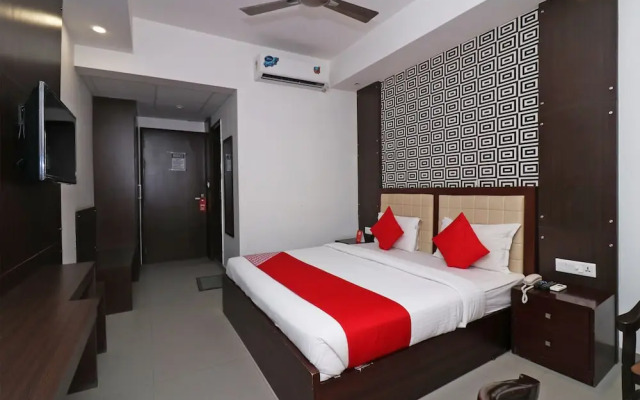 Capital O 18443 Hotel Nano