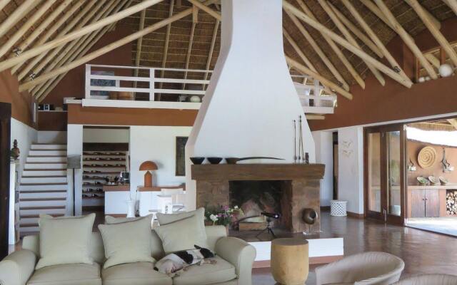 Zebras Crossing Lodge