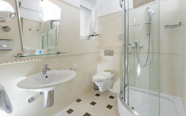 Royal Suites