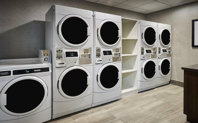 Staybridge Suites Niagara-On-The-Lake by IHG