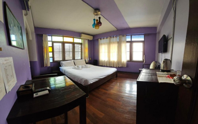 Mi Casa Thaphae Chiang Mai