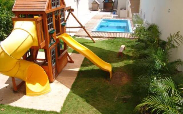 Calle 22 by 770 Apartments