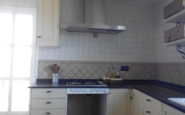 Chalet With 5 Bedrooms in Villamarchante, Valencia, With Wonderful Mou