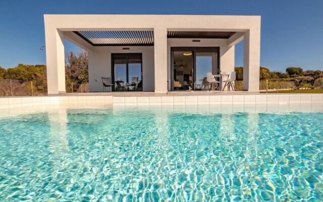 Romantic Villa Helidoni