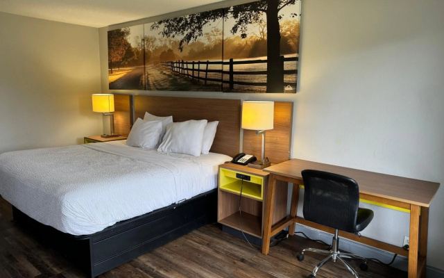 Rodeway Inn Owensboro South