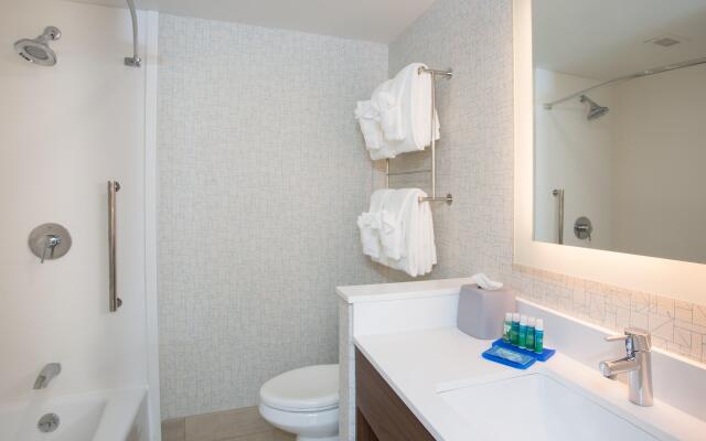 Holiday Inn Express Chelmsford by IHG