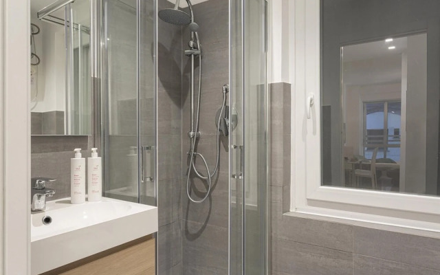 Ancient Port Apartments - Emerald